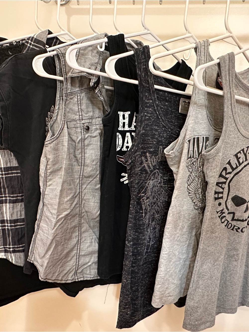 Harley-Davidson Women’s lot of tanks and tops